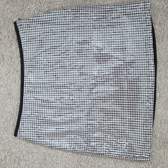Shiny Nights Mini Skirt Micro Houndstooth - Picture 14 of 15